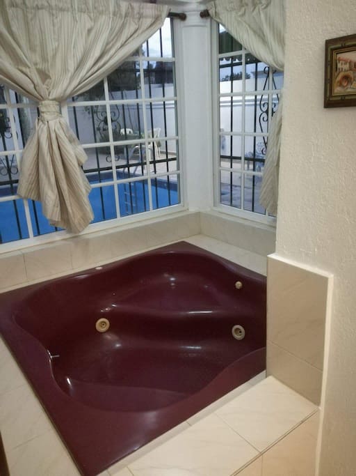 hot tub jacuzzi