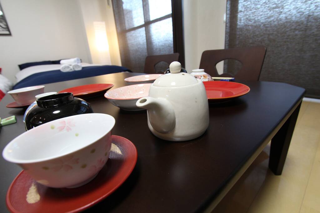 UENO NIPPORI ■3M KOMAGOME 2BR 8PPL