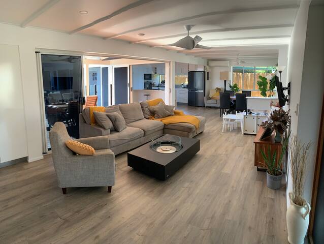 Resort style, beachside home with pool gallery image 2