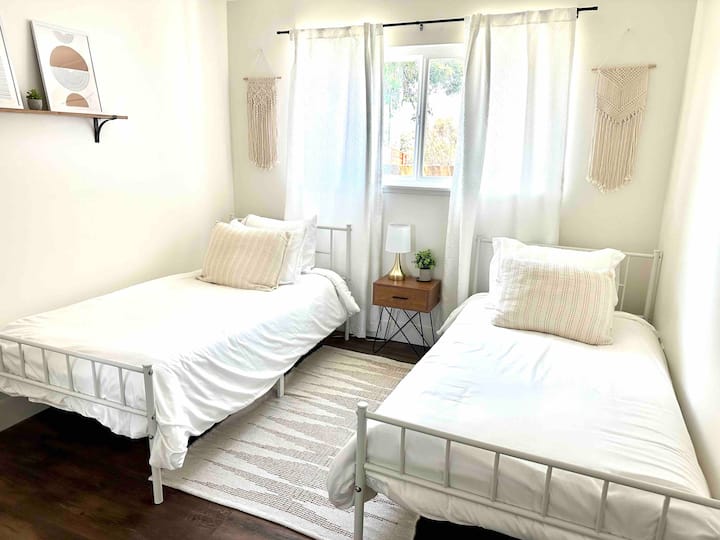 غرفة النوم 2