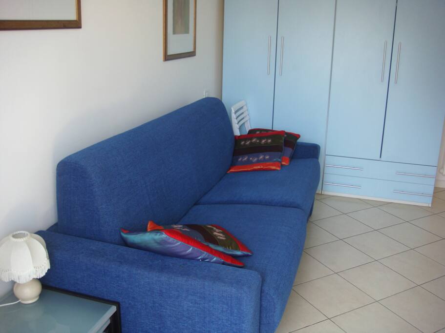 camera con divano letto