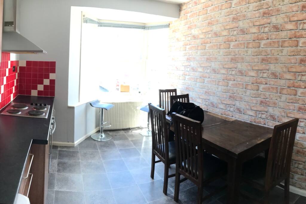 Kitchen diner