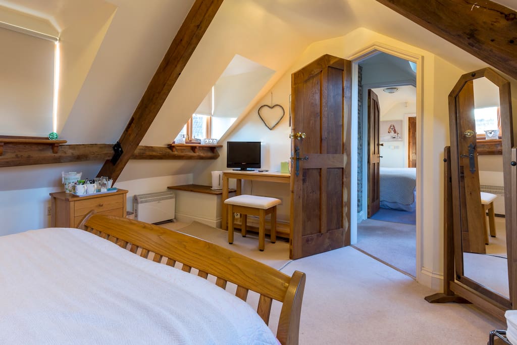 cosy couble bedroom