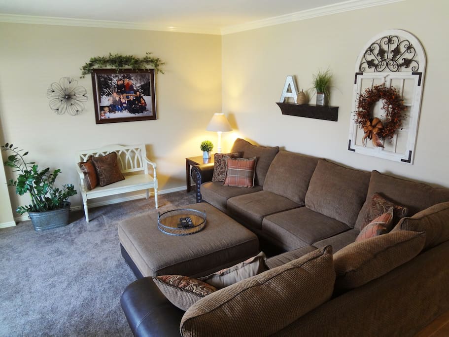 Comfy Sectional seats 6 - 8 for Movie Watching!