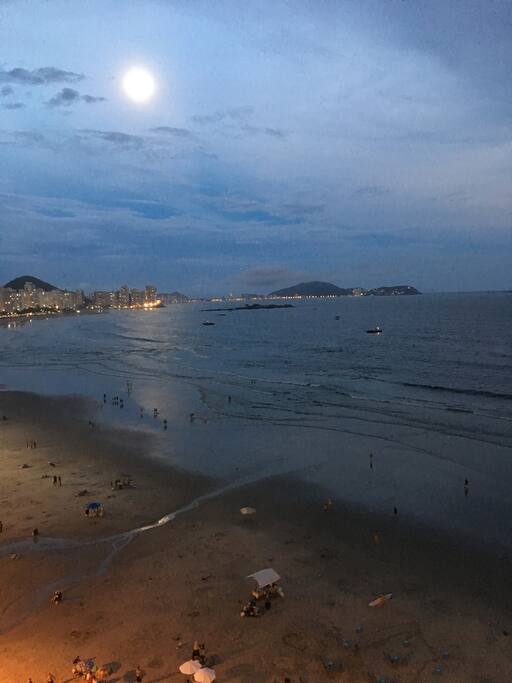 Vista ao anoitecer