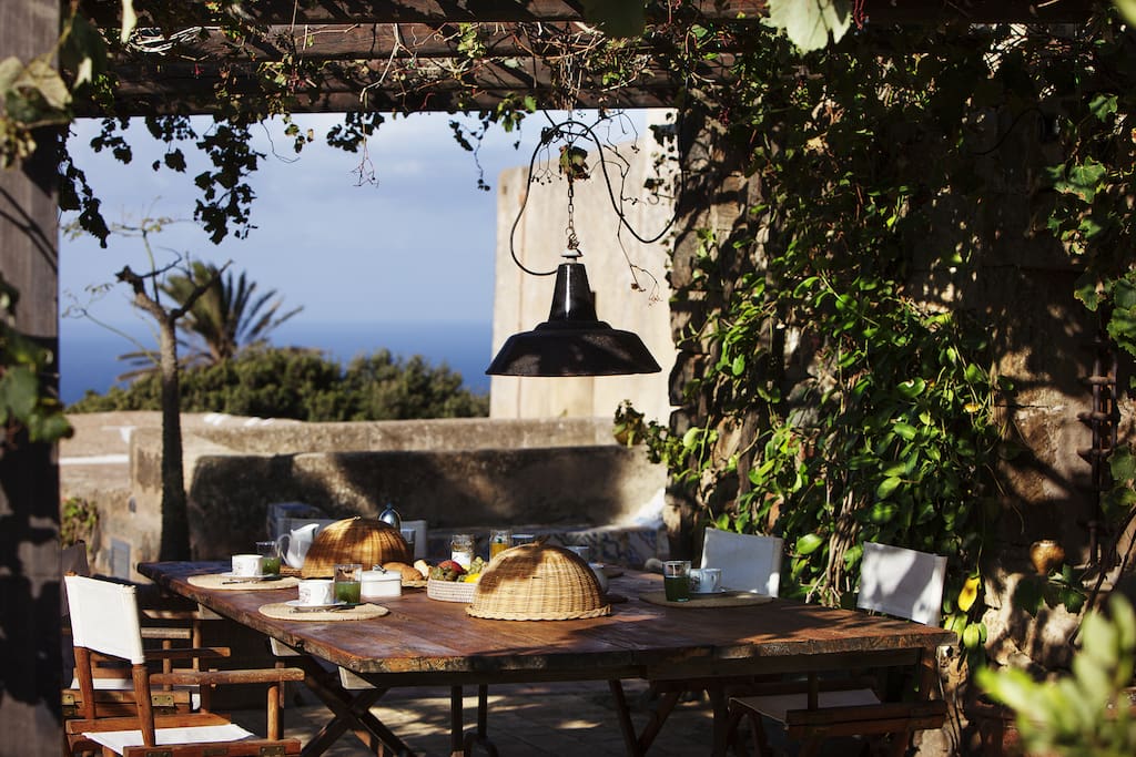 al fresco dining