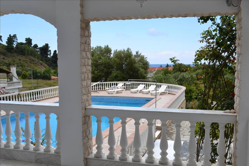 View from appartment on the pool