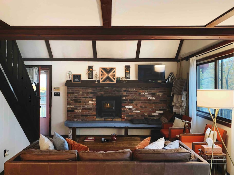**NEW** fireplaces in main floor and lower level living areas now have an electric “wood stove” that give the look and feel of a real fire for extra coziness! (Please note, real flame is not allowed)