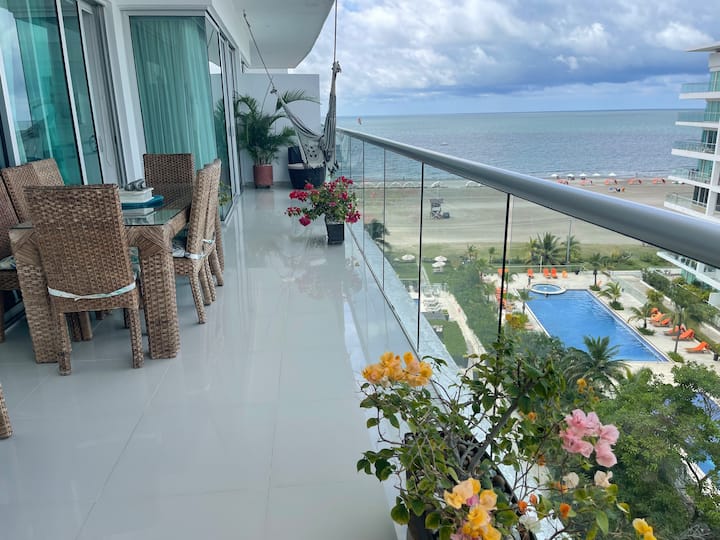 Oceanfront Luxury Escape Near Old Town - Caribbean