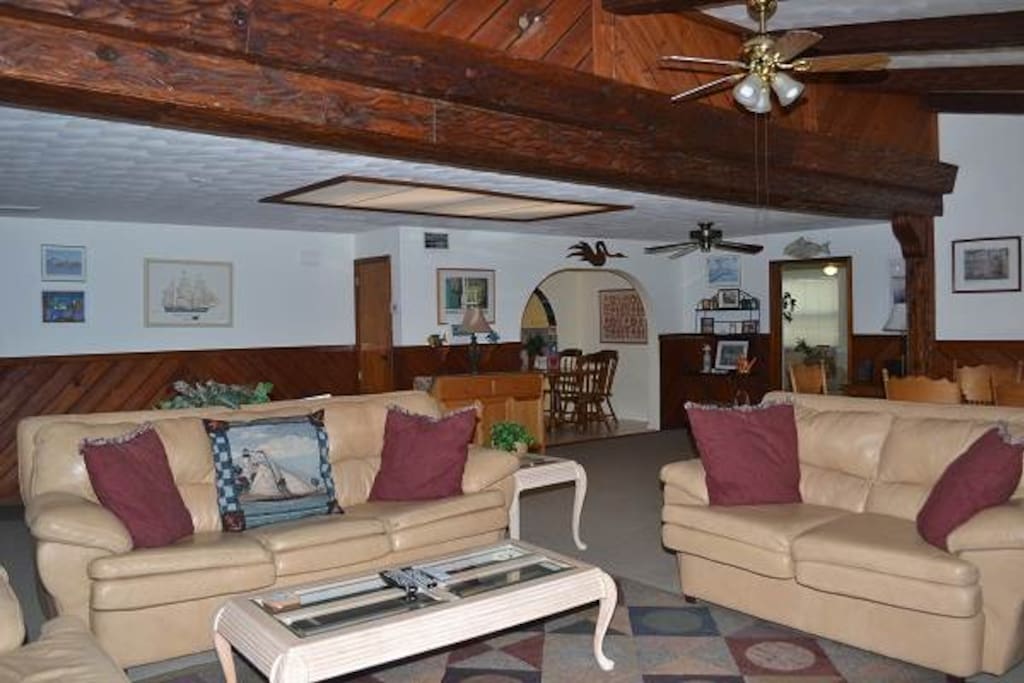 Another view of great room.