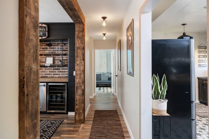 126 Chic Valley Village Home-Pool Near Universal gallery image 5