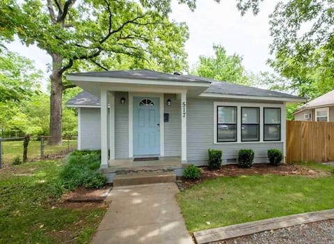 Spacious, Comfy & Conveniently Located! Near UAMS