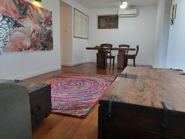 8D, Seaview Apartment gallery image 5