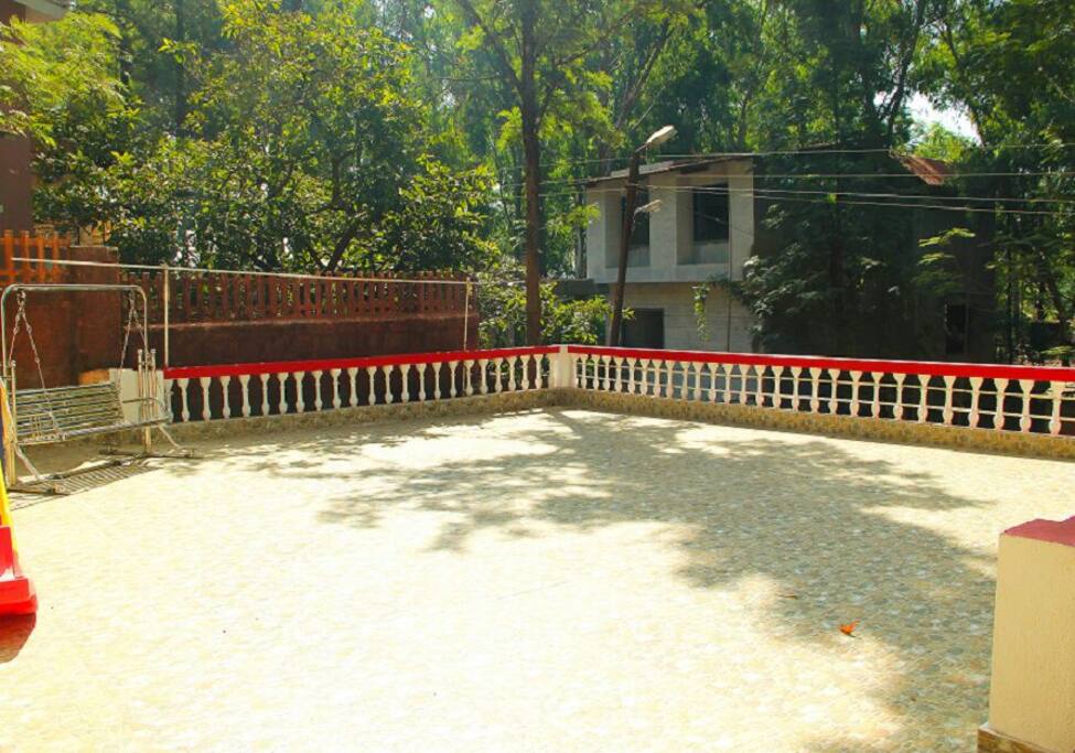 Spacious terrace - ideal for mingling