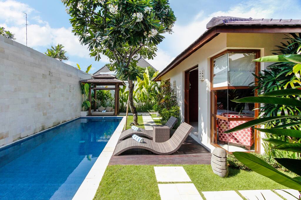 Swimming pool by day
