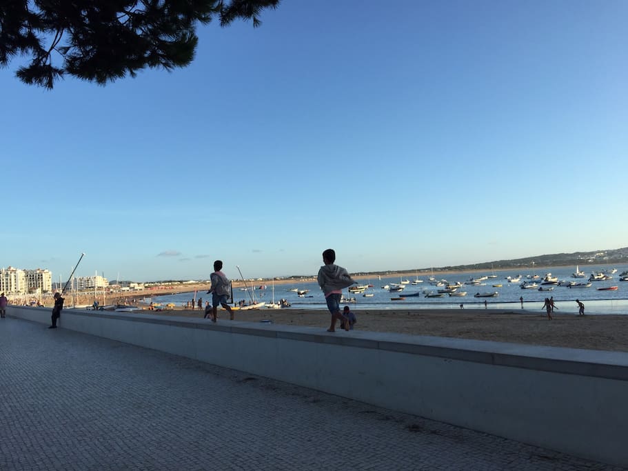 Praia de São Martinho do Porto