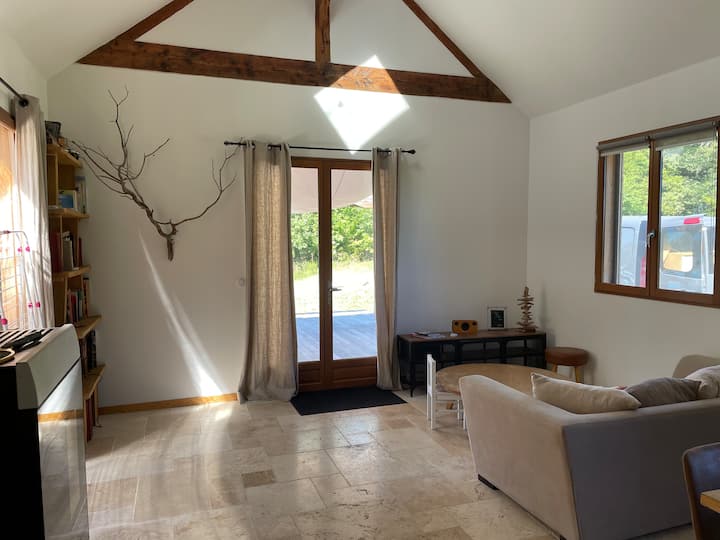 غرفة المعيشة