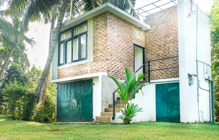 Small Airconditioned Appartment