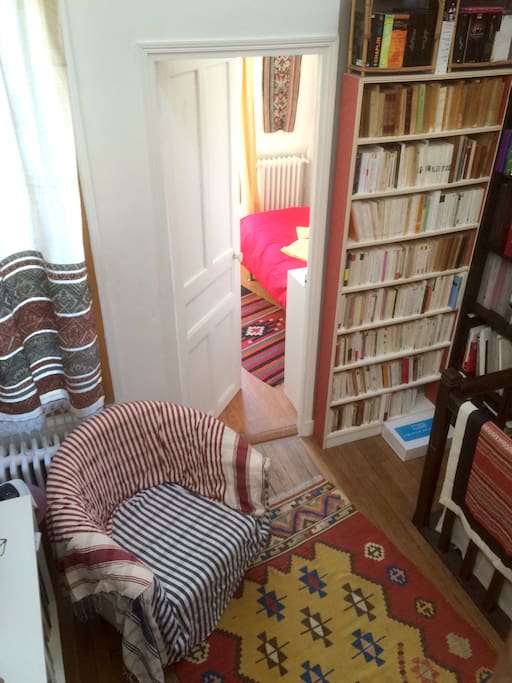 Bibliothèque adjacente