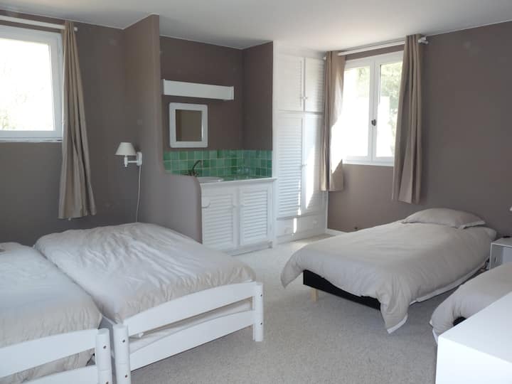 Spavaća soba 5 (4 kreveta za jednu osobu)