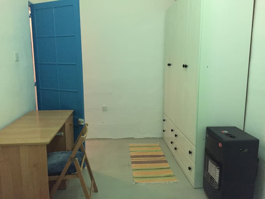 Guest bedroom