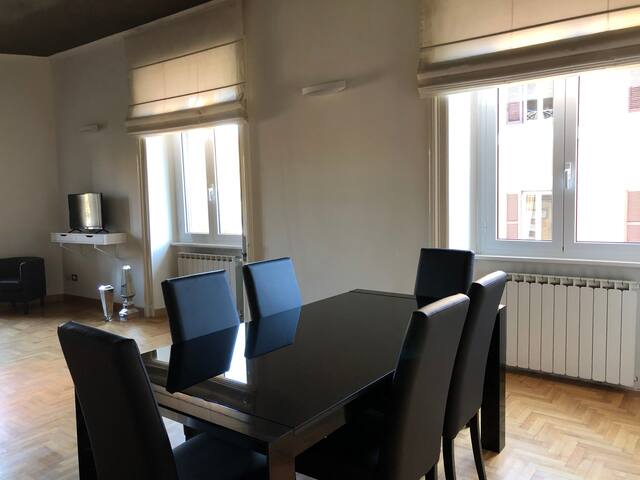 Una finestra su Castel Sant’Angelo gallery image 5