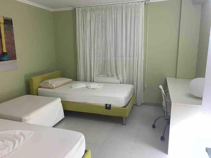 غرفة النوم 2