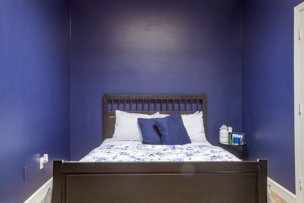 Queen beds in both rooms