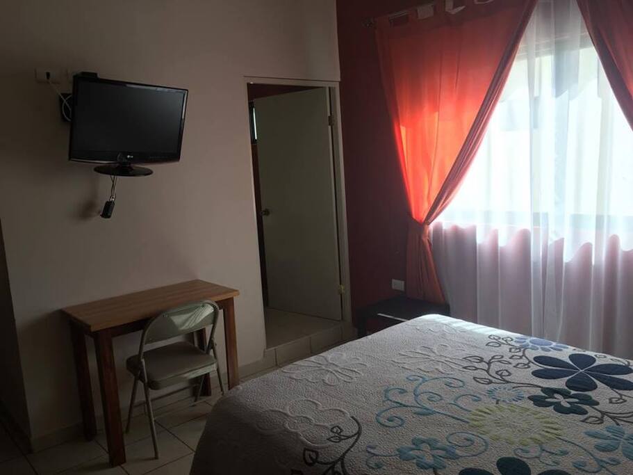 Segunda vista de la Habitación sencilla cuarto Num 8