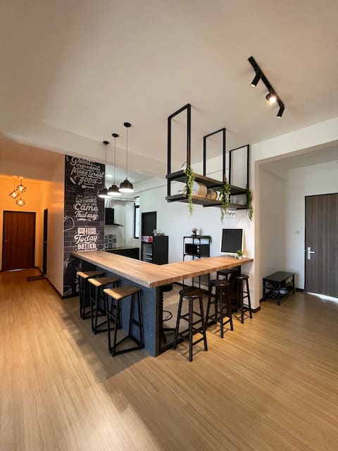 Sky Cafe Penthouse Suite by myProStay