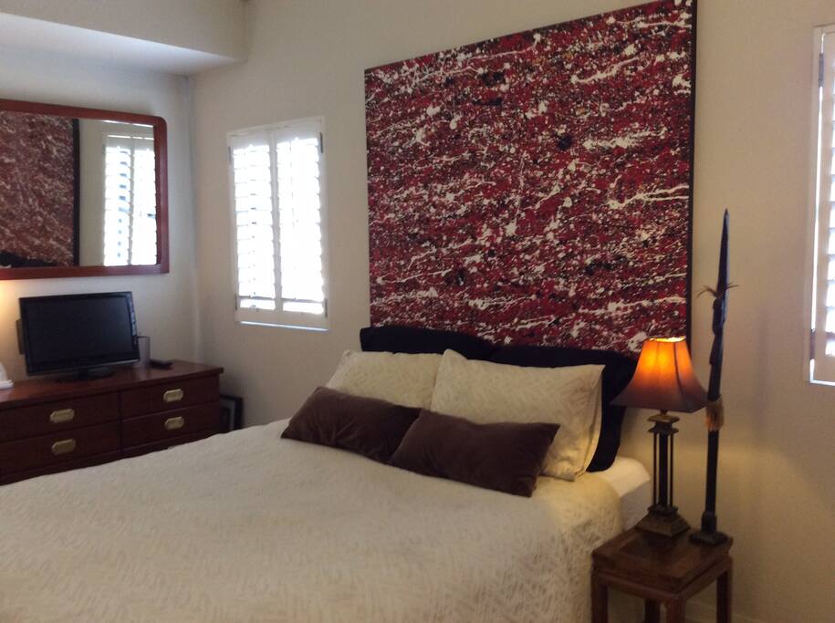 Private Guest Bedroom