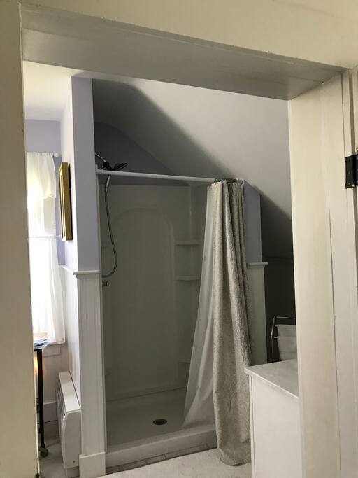 Shower stall