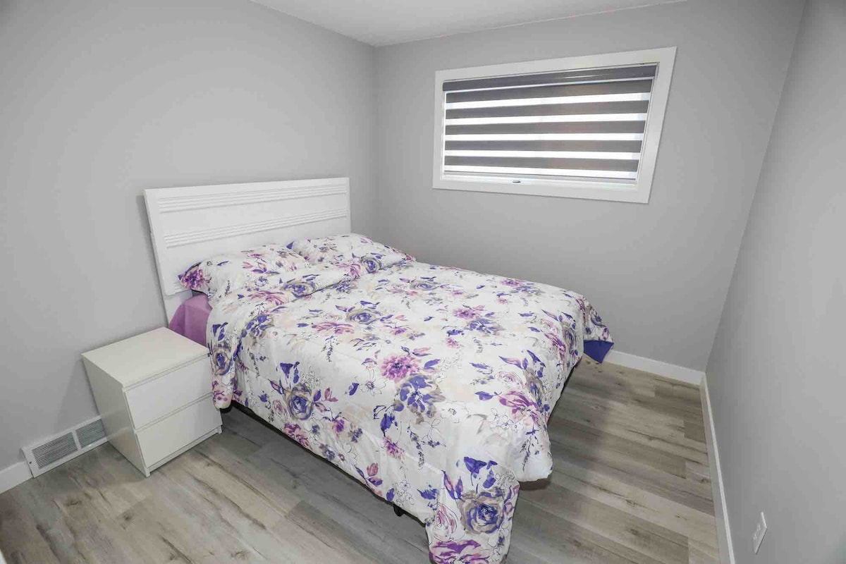 ห้องนอนชั้นบน 2 