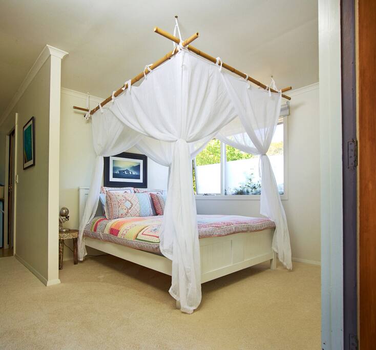 Queen Bed