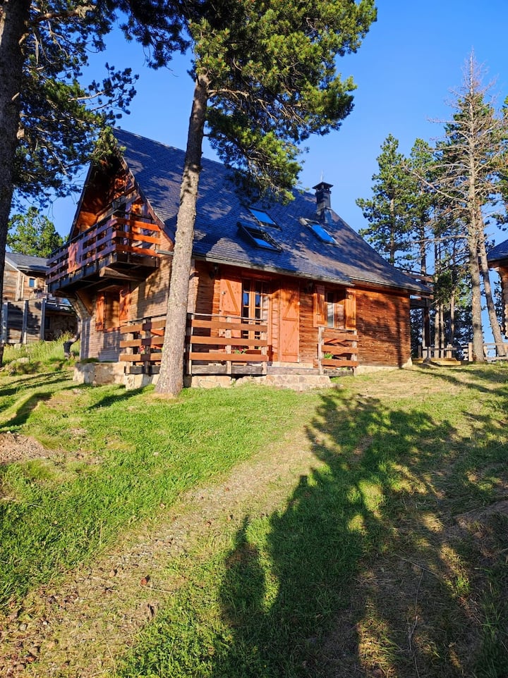 Cosy Family Chalet In Les Angles (8 People) Direct Access To The Ski Slopes (200 M From The Chalet) - Les Angles