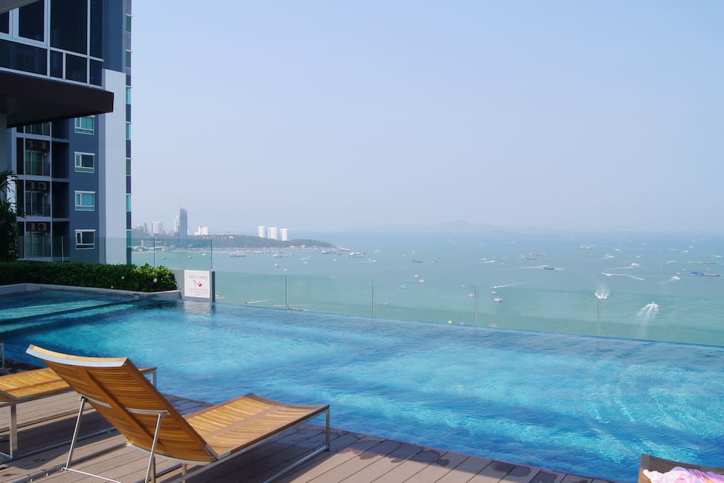 44层海景泳池