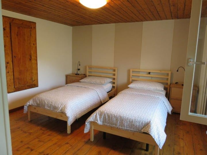 Საძინებელი 2/3 ადამიანზე