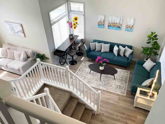 Home Away From Home comfortsYet only Minutes Away… gallery image 2