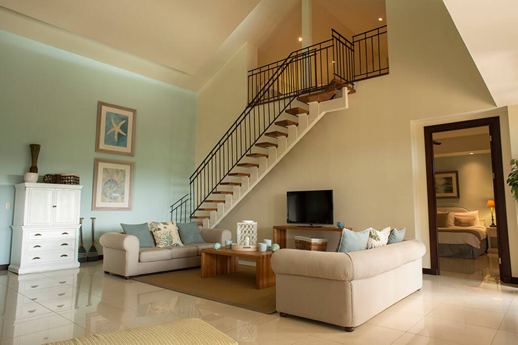 Livinb Room
