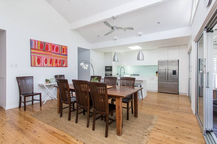 Freshwater Retreat gallery image 3