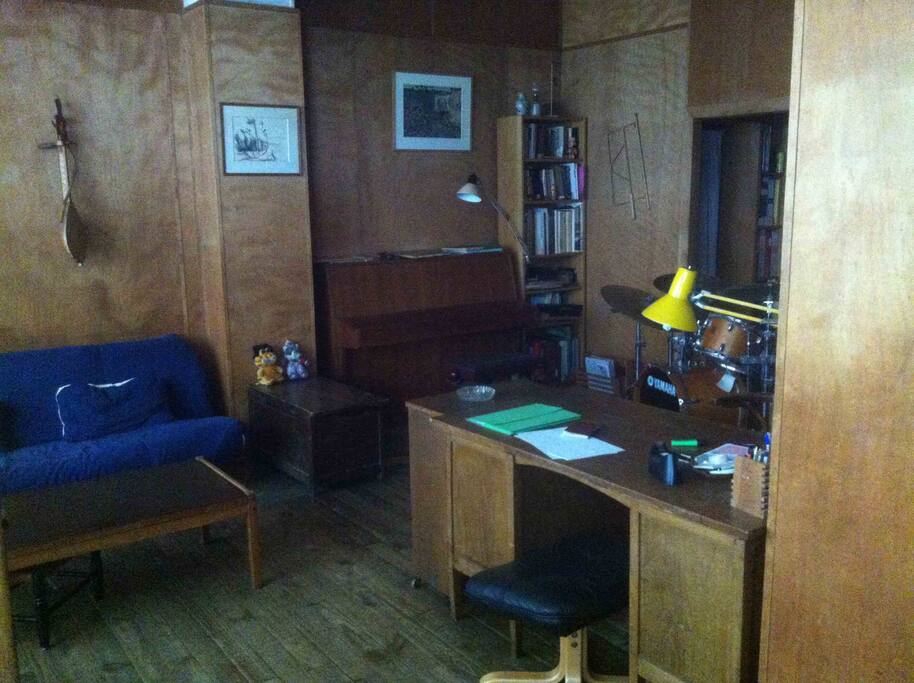 the sitting room open space