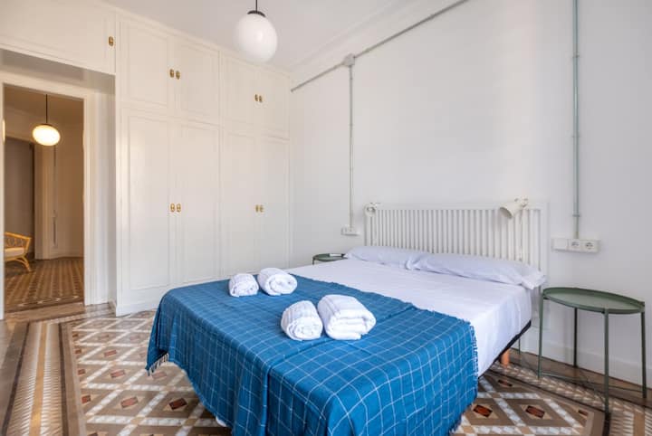 Dormitorio 1 con cama doble