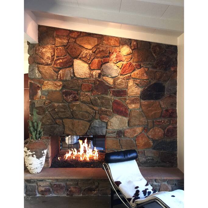 Double Fireplace Living/Dining Rooms