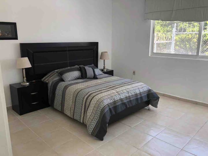 غرفة النوم 2