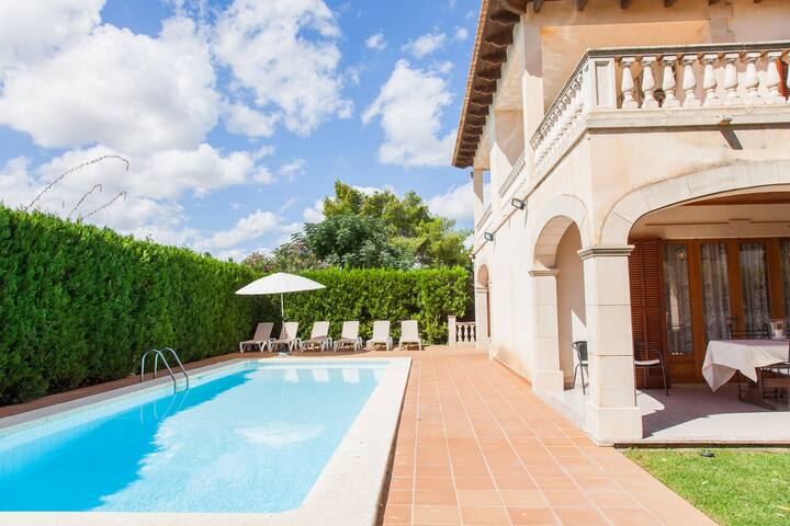 Villa Sa Coma-Perfect Retreat for a Dream Vacation