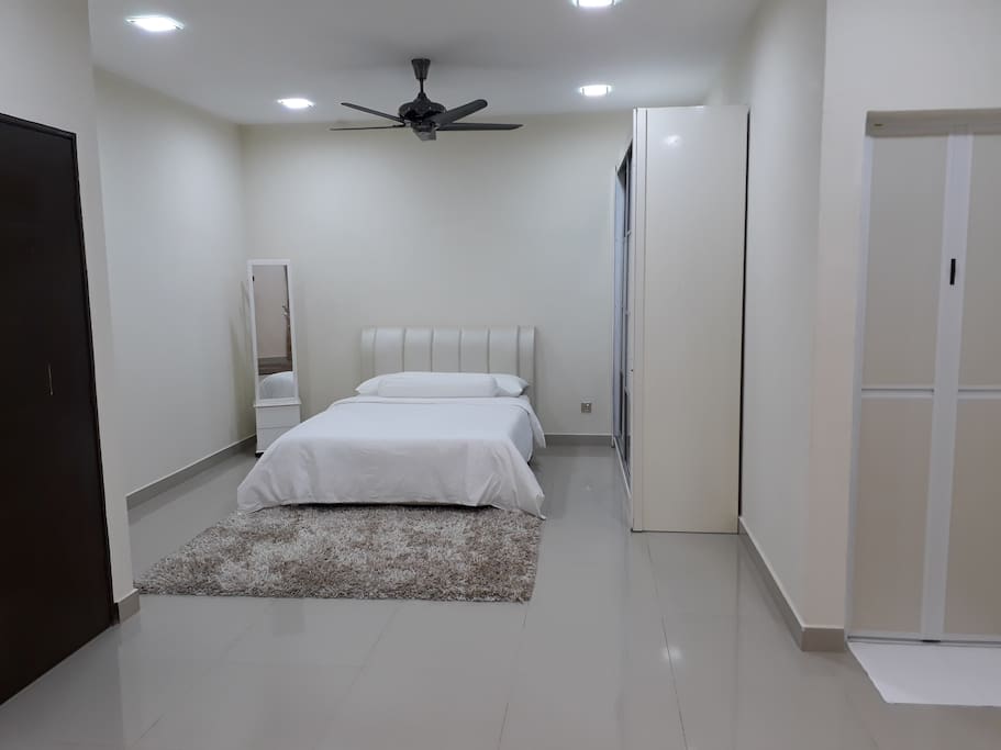 Master bedroom