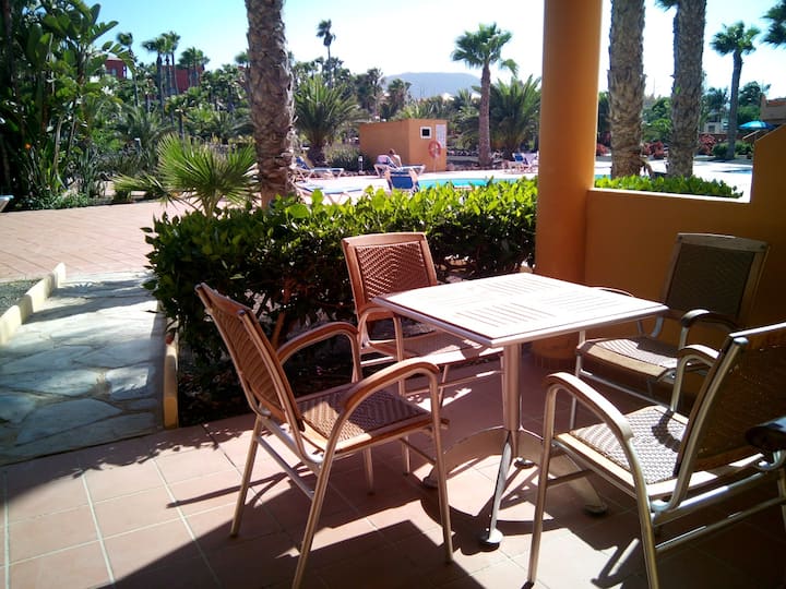 Oasis Royal Fabelhaft! Terasse, Pool,park,200mt Meer, Fiber Optic 100 Mbp / S - Fuerteventura