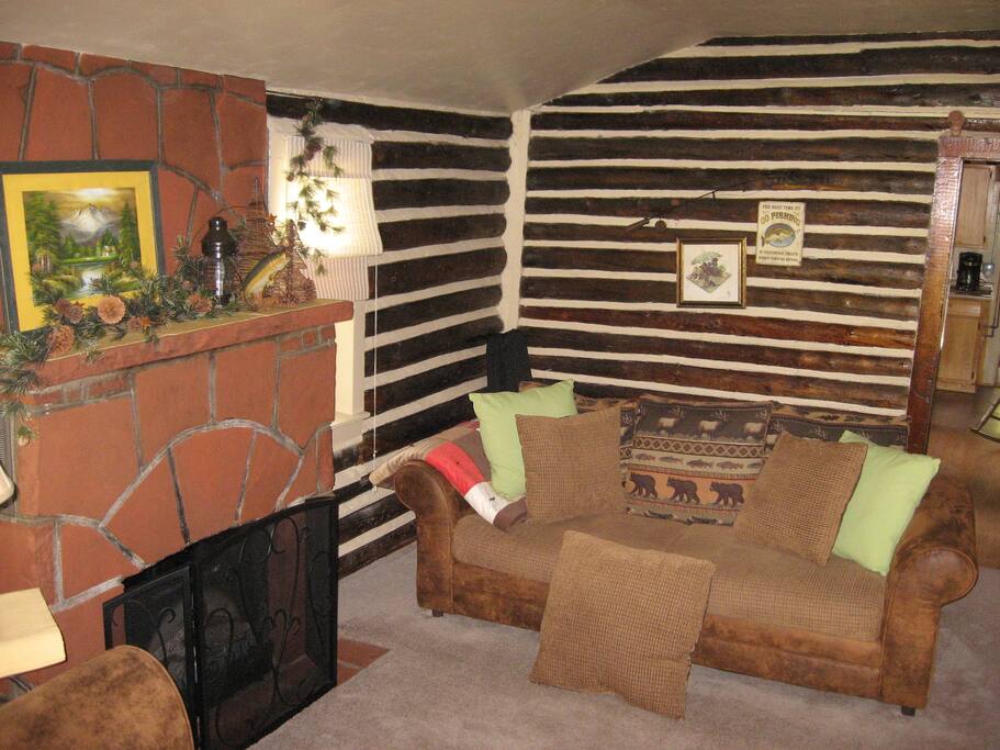 Franci & Corky's Fireside Room - electric heater/fireplace
