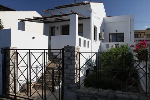 Orion Luxury House