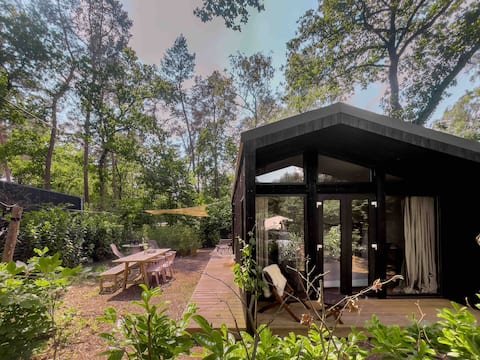 Cozy Wellness Forest Tiny House with Hot Tub